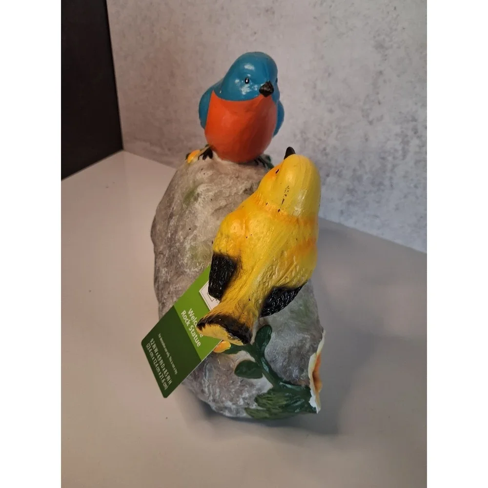 Mainstays Welcome Sign with Decorative Birds & Flowers – Plastic Garden Décor